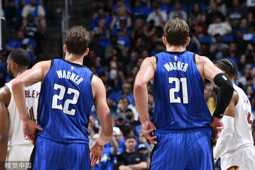 却已经在英 却已经在英