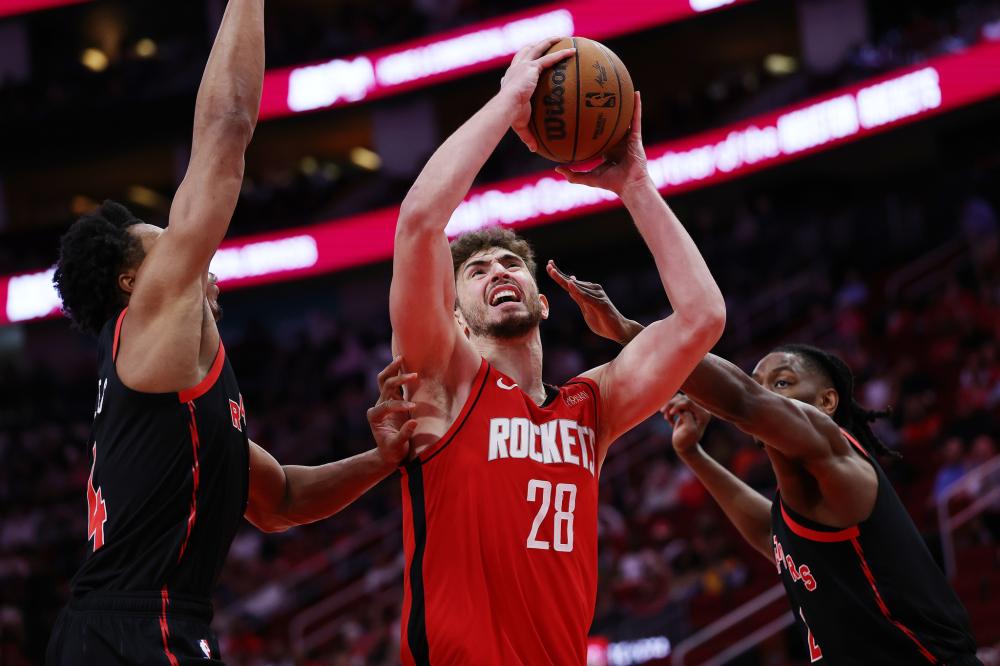 他仍在坚持 他仍在坚持